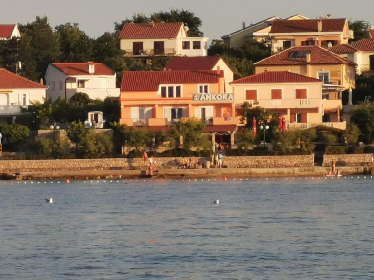 Apartments Dajana Silo Luaran gambar