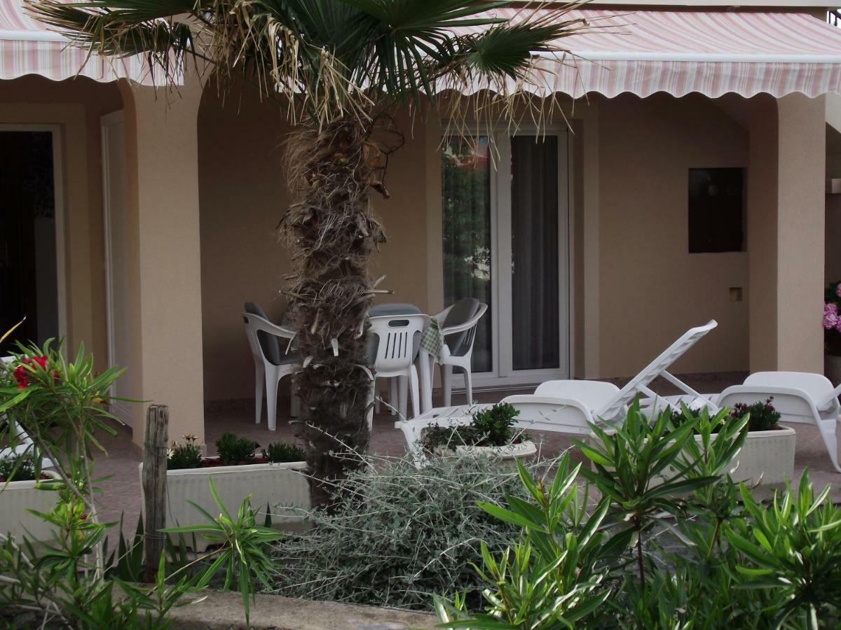 Apartments Dajana Silo Luaran gambar