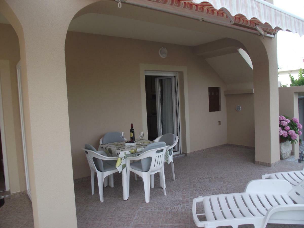 Apartments Dajana Silo Luaran gambar