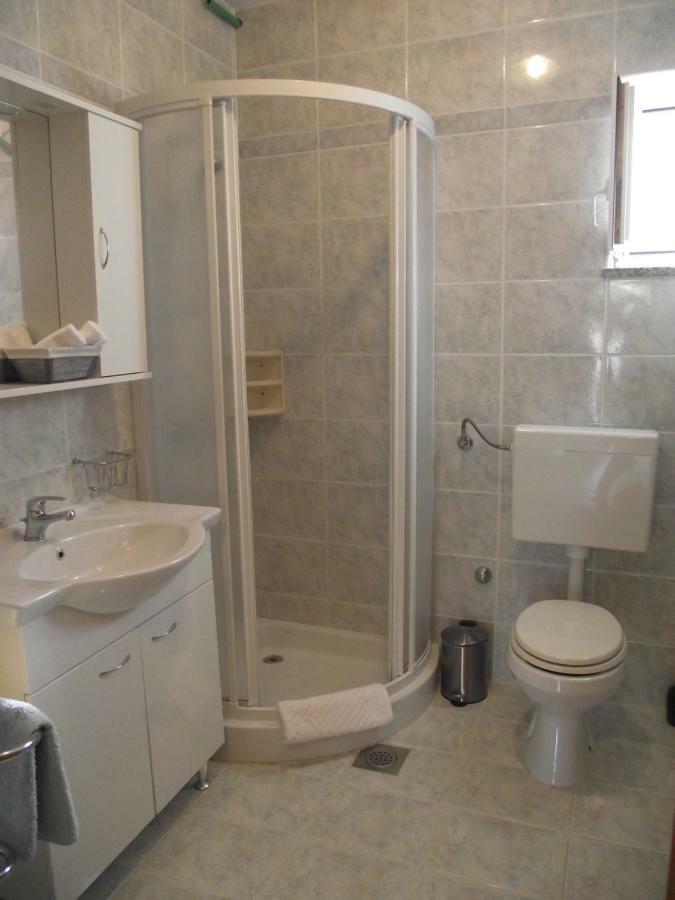 Apartments Dajana Silo Luaran gambar