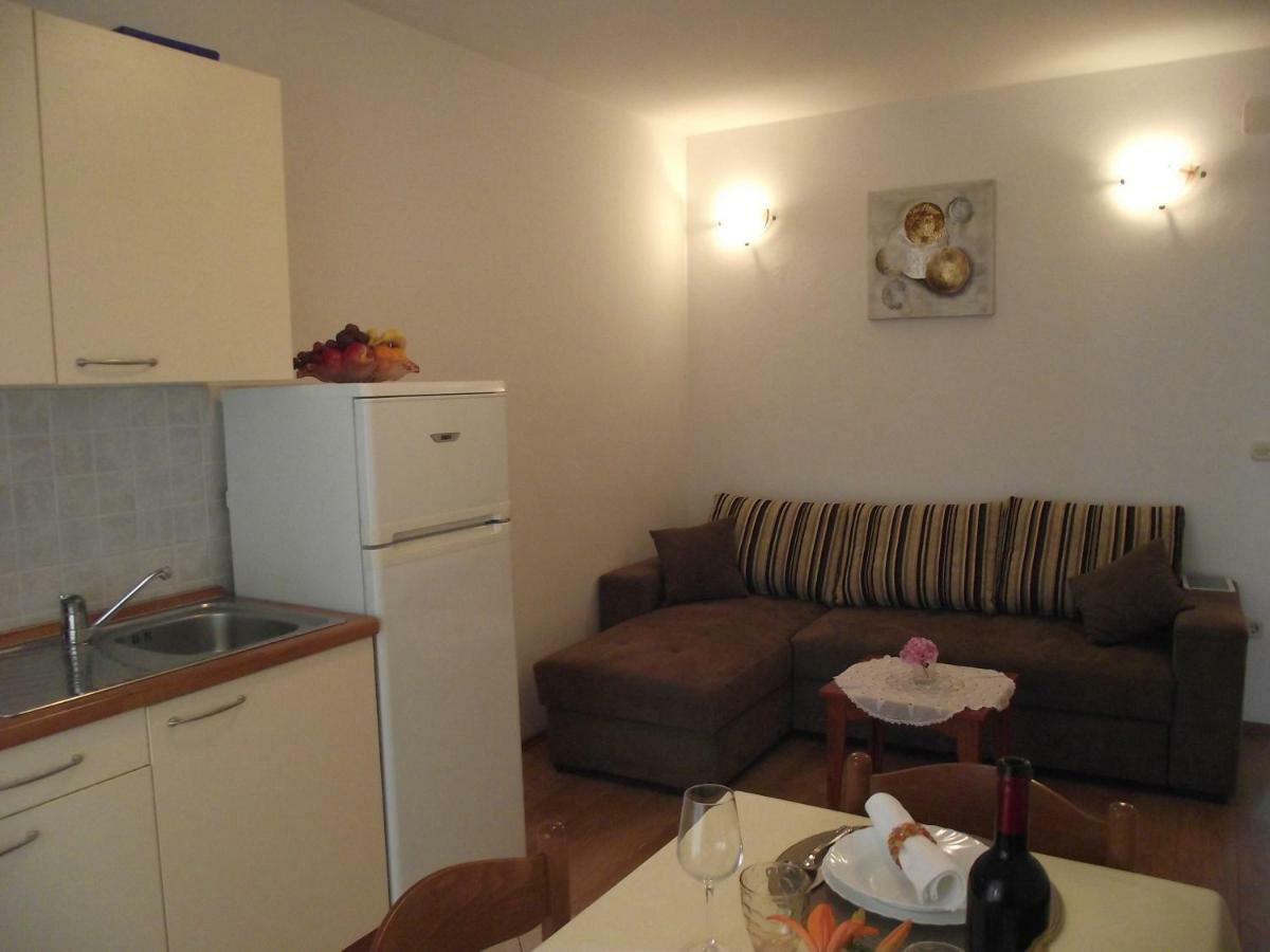 Apartments Dajana Silo Luaran gambar